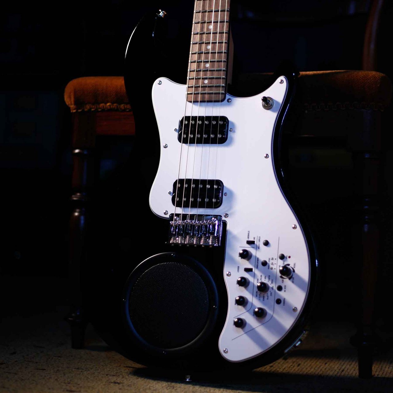 Vox APC-2 Electric Guitar with Built-In Amplifier - Black