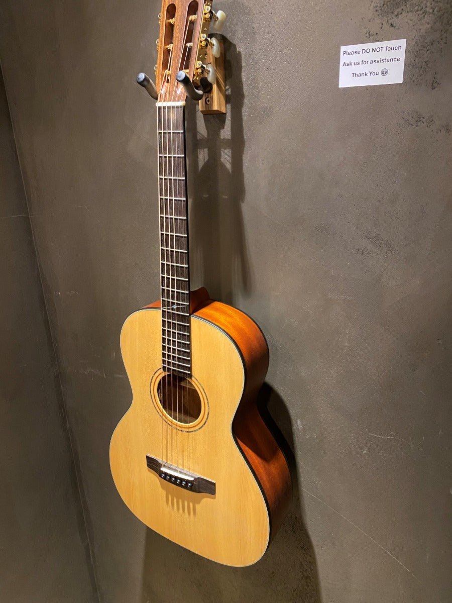 K YAIRI NY65V SOLID SPRUCE TOP PARLOR GUITAR - Music Planet New Zealand