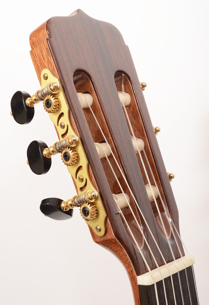 RAMIREZ CUT1 C/WAY CEDAR CLASSIC GUITAR - Music Planet New Zealand